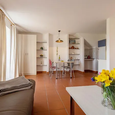 Rugana - Klassik Mit 1 Schlafzimmer Und Terrasse B05 Appartamento